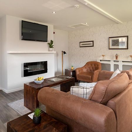 The Stable Suite At York Racecourse Екстер'єр фото