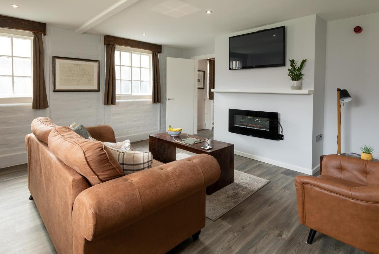The Stable Suite At York Racecourse Екстер'єр фото