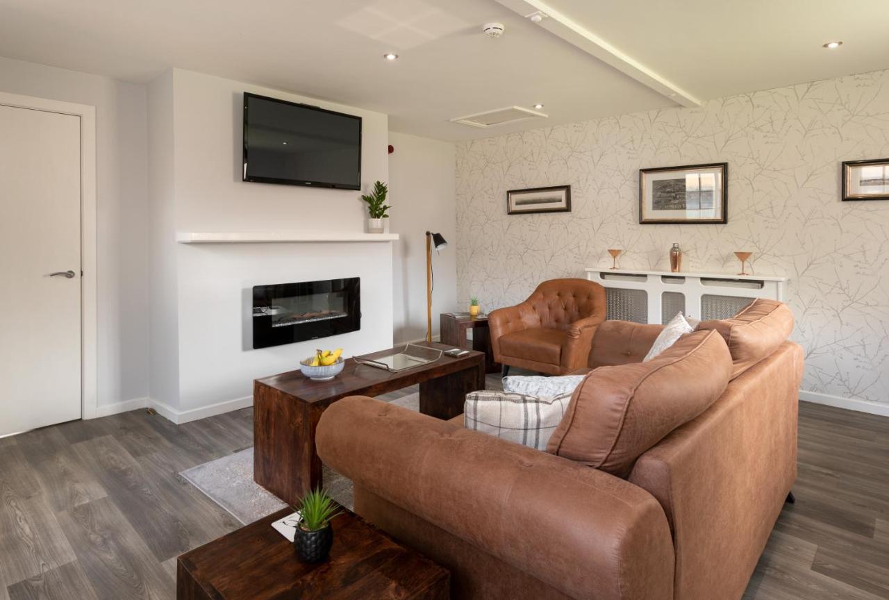 The Stable Suite At York Racecourse Екстер'єр фото